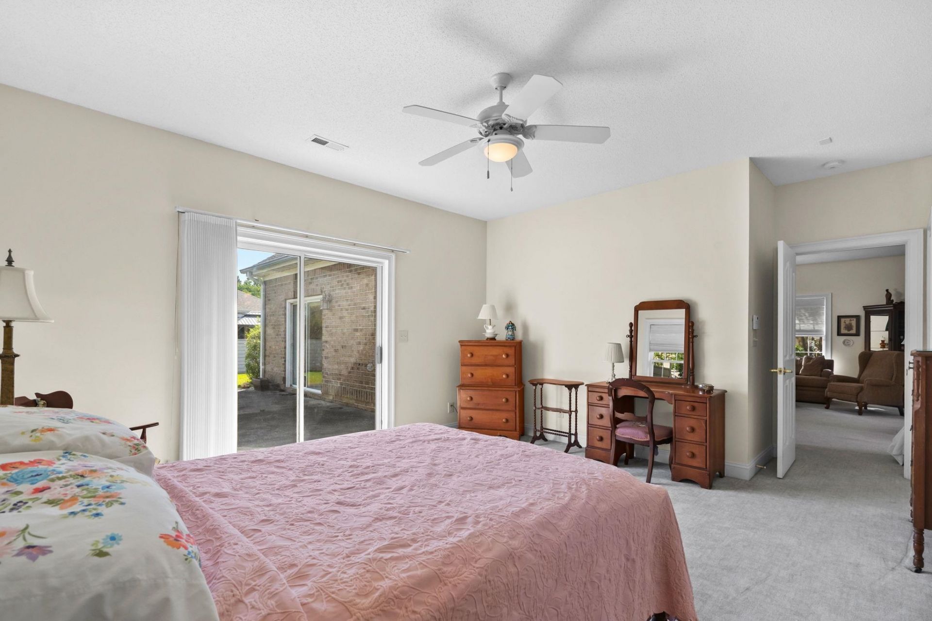 1521 Saint Thomas Circle Photo 16