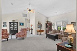 1521 Saint Thomas Circle photo 4