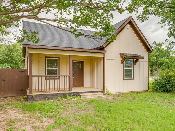1115 Hanover Street, Weatherford, TX 76086