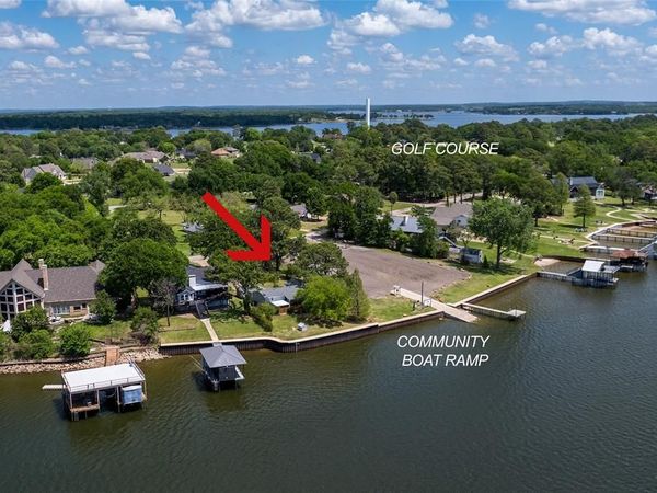 167 Shoreline Drive , Malakoff, TX 75148