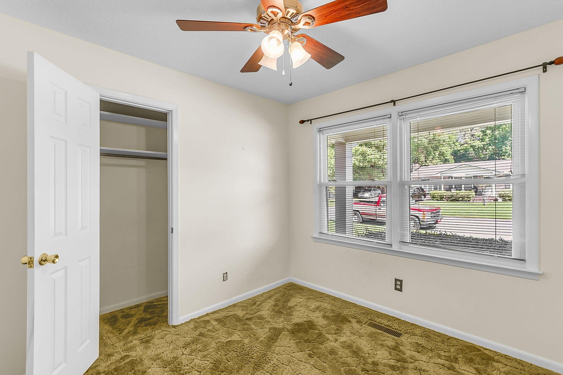 123 Wessex Drive Photo 23