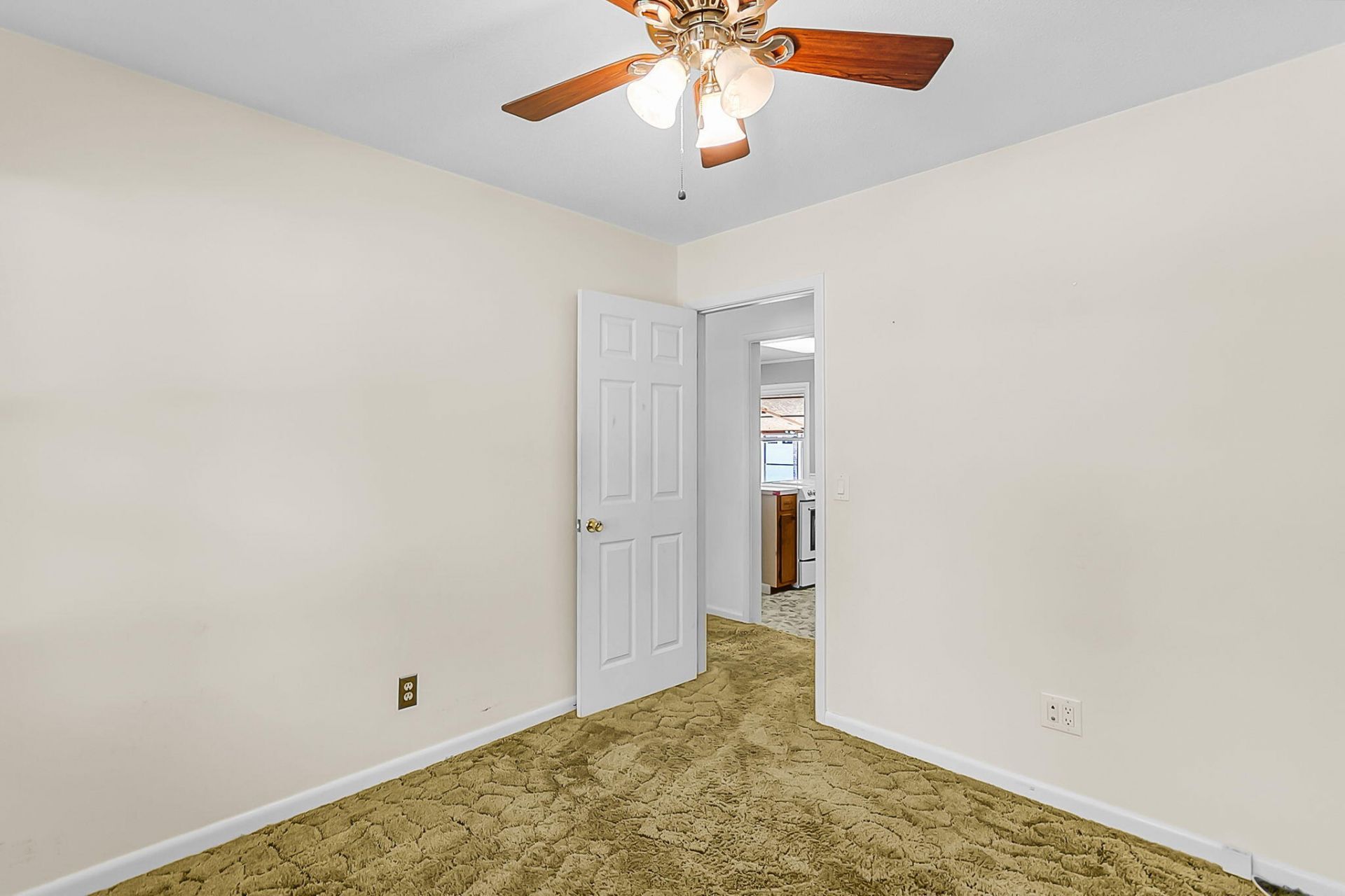 123 Wessex Drive Photo 24