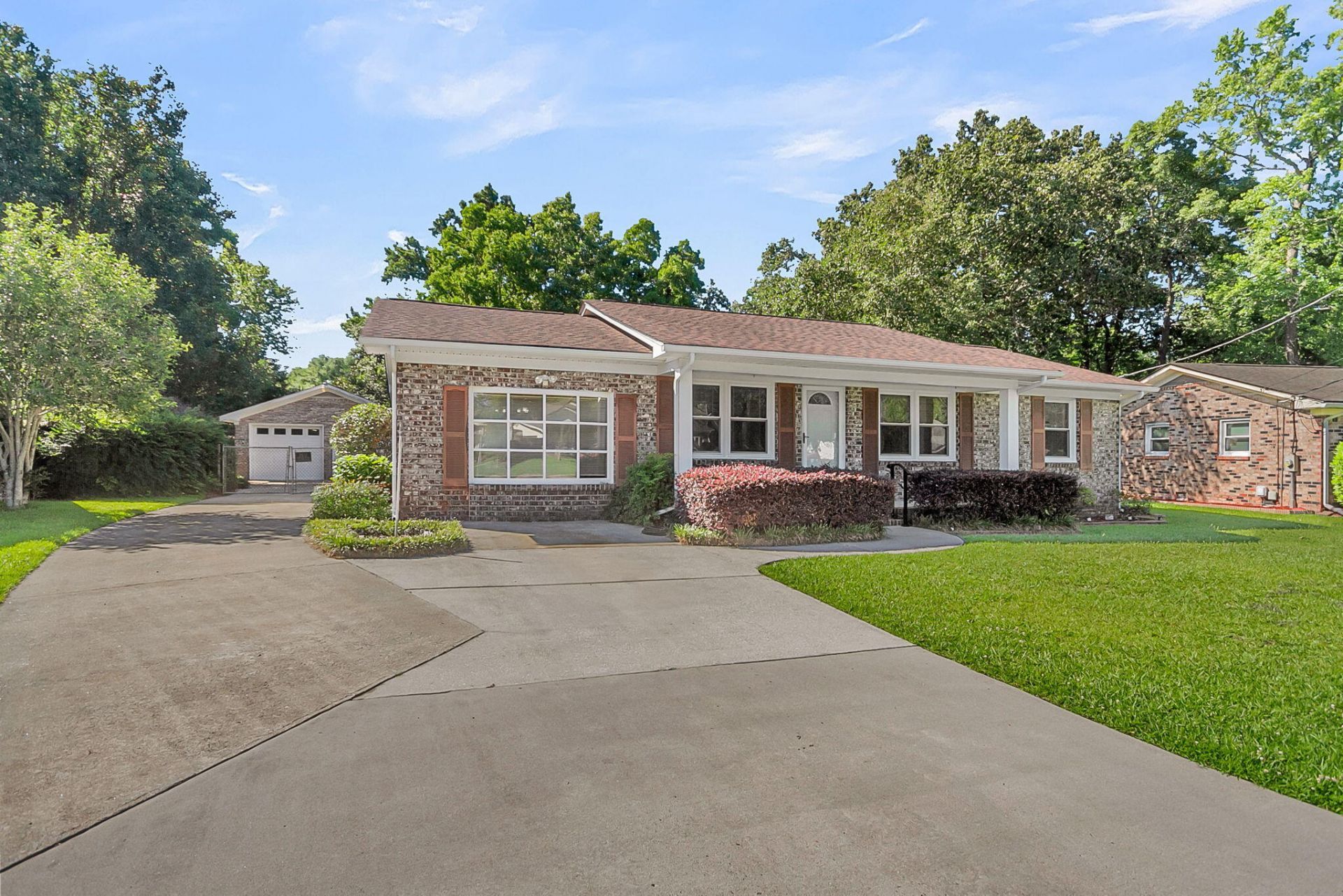 123 Wessex Drive Photo 4