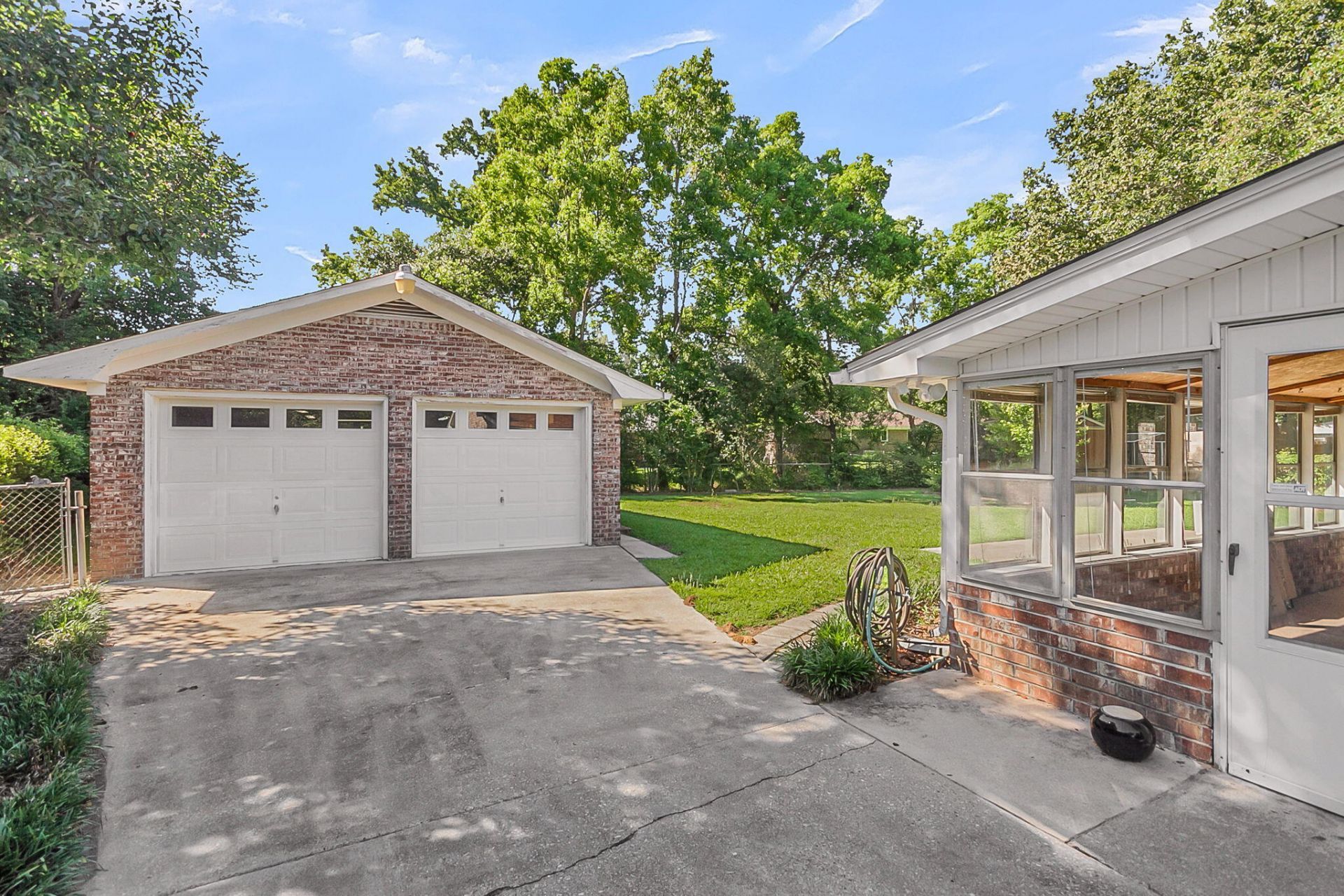 123 Wessex Drive Photo 44