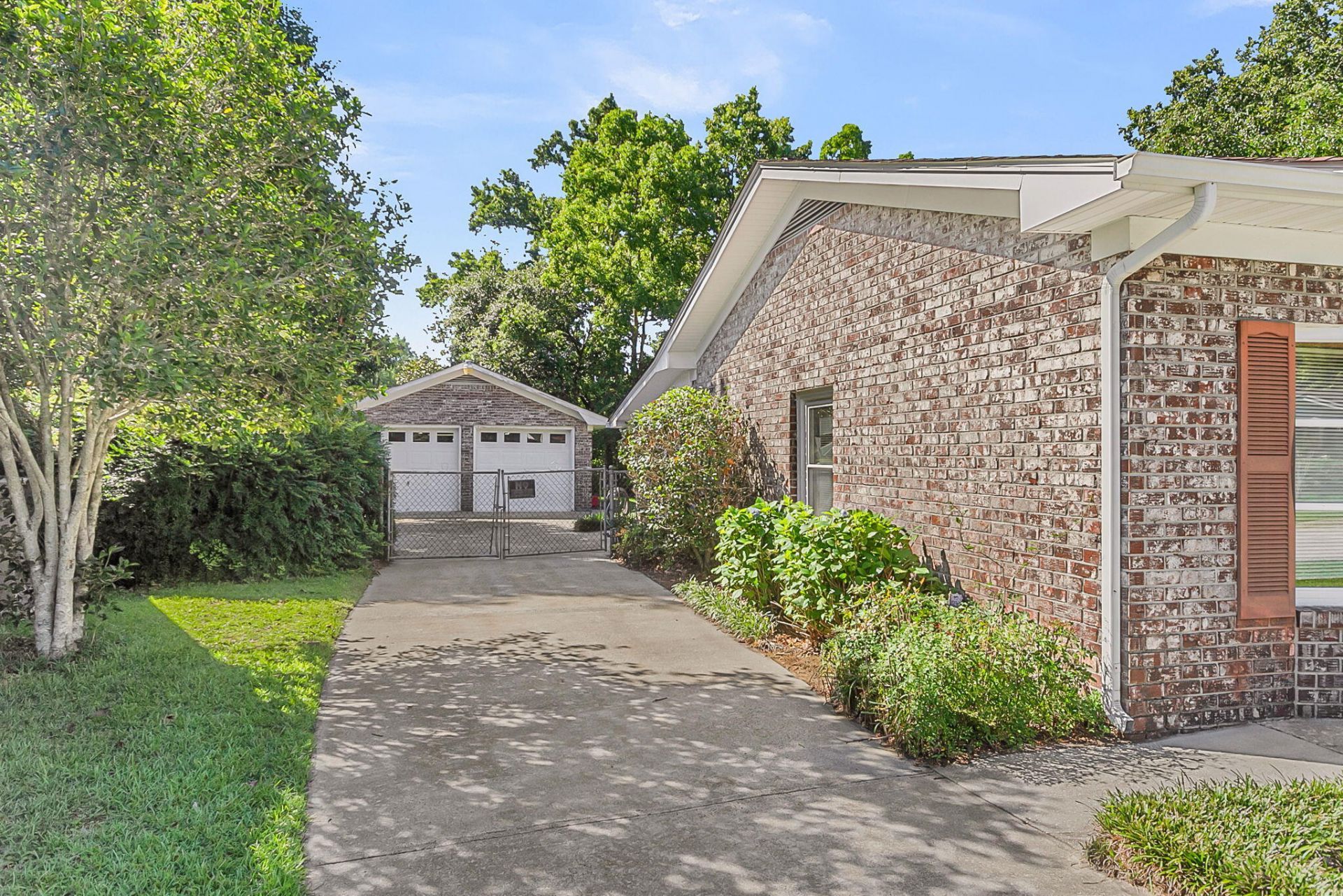 123 Wessex Drive Photo 6