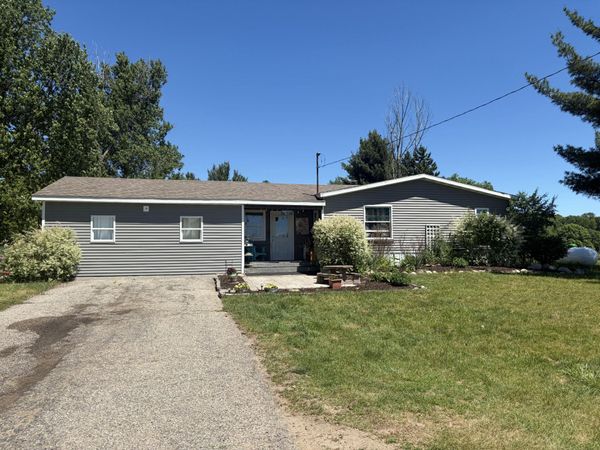 1901 18 Mile Road, Kent City, MI 49330