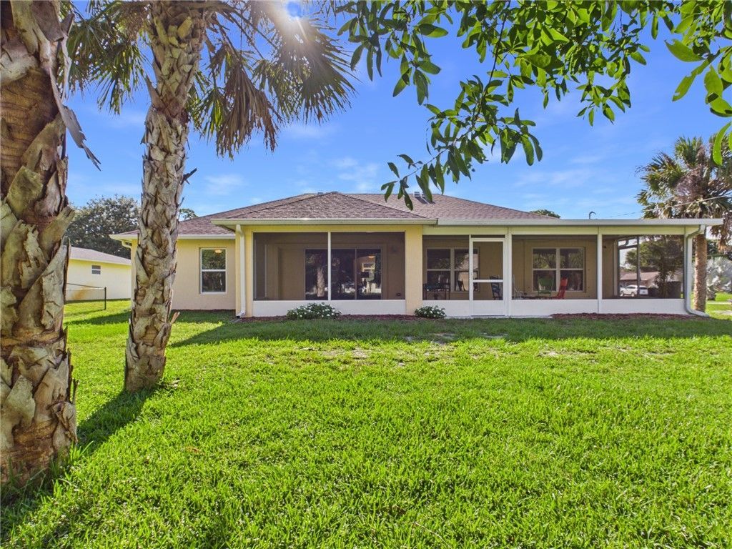 661 Jenkins Street, Sebastian, FL 32958 Photo