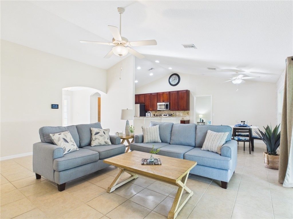 661 Jenkins Street, Sebastian, FL 32958 Photo