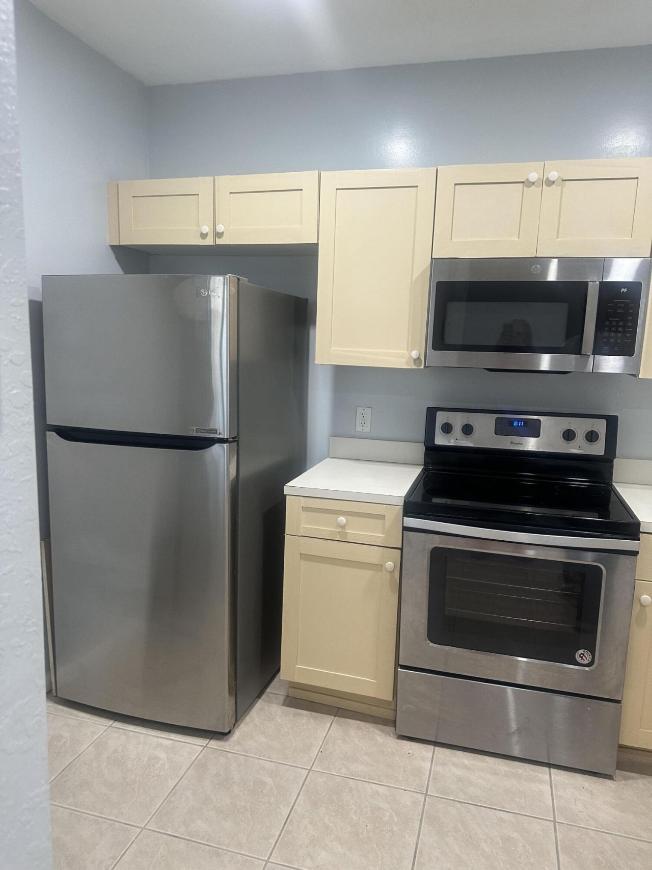 1049 Golden Lakes Boulevard, Unit 122, West Palm Beach, FL 33411 Photo