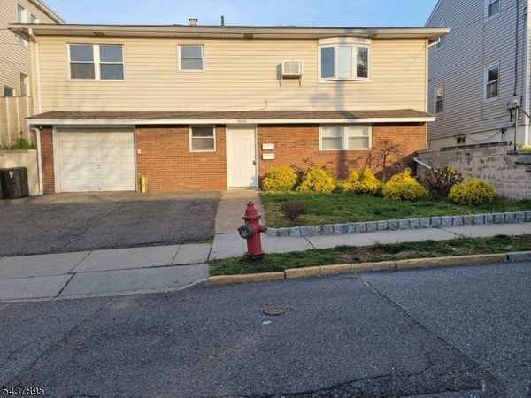 15 Dell Glen Ave, Lodi, NJ 07644