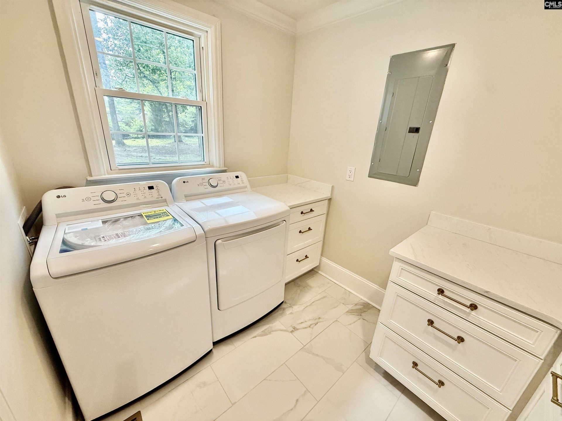 205 Academy Way  Photo 12