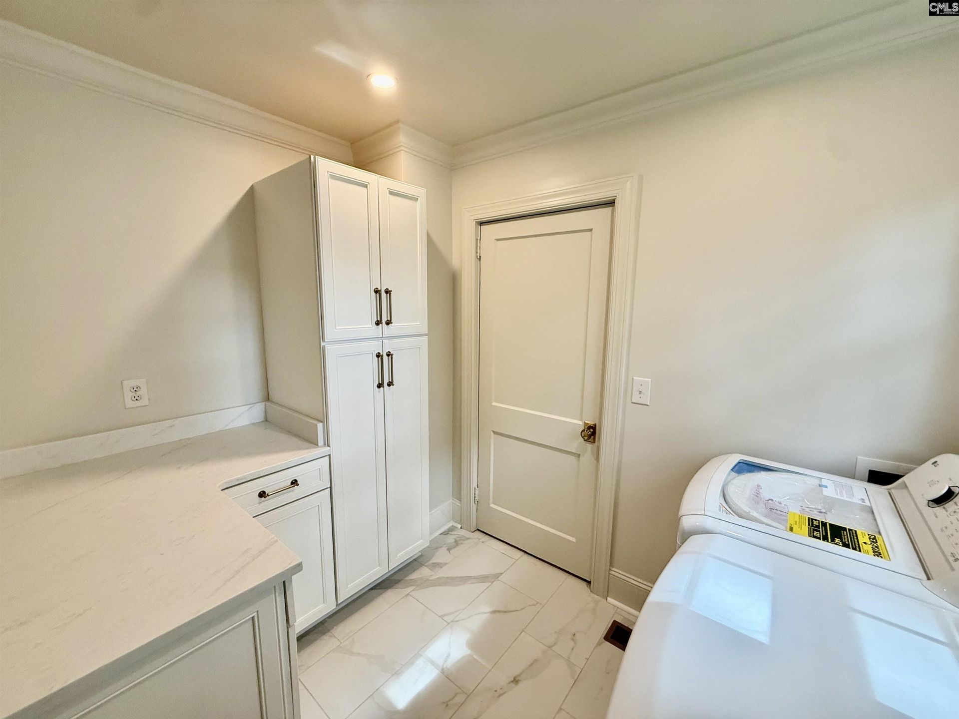 205 Academy Way  Photo 13