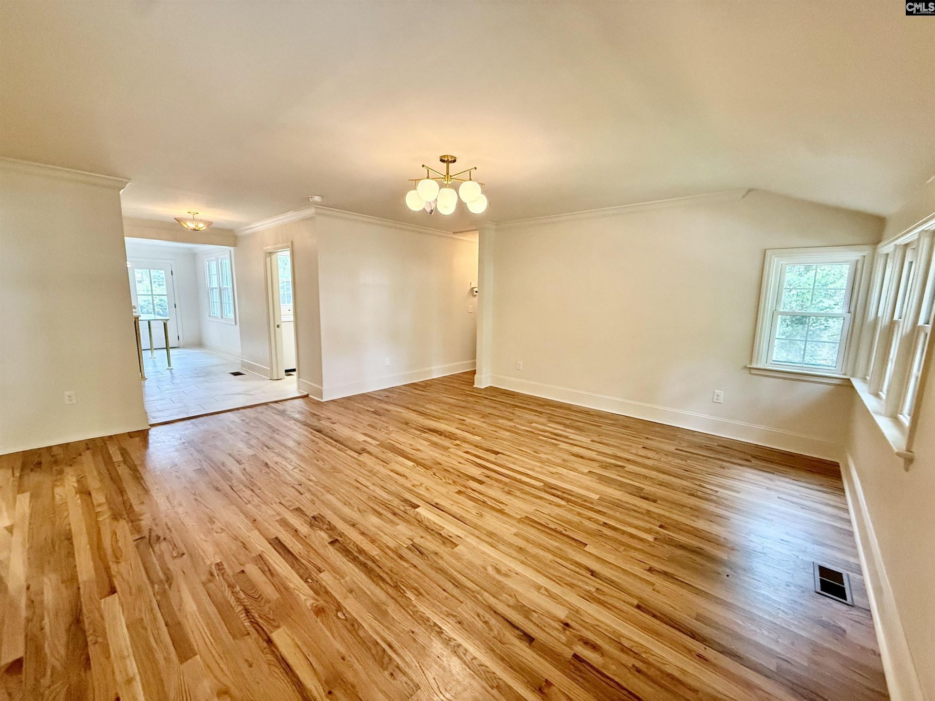 205 Academy Way  Photo 6