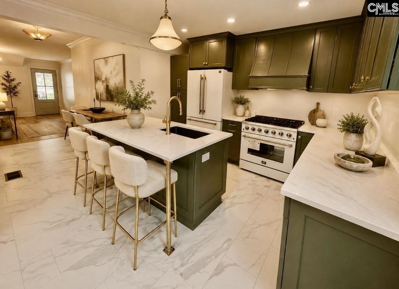 205 Academy Way Photo 7