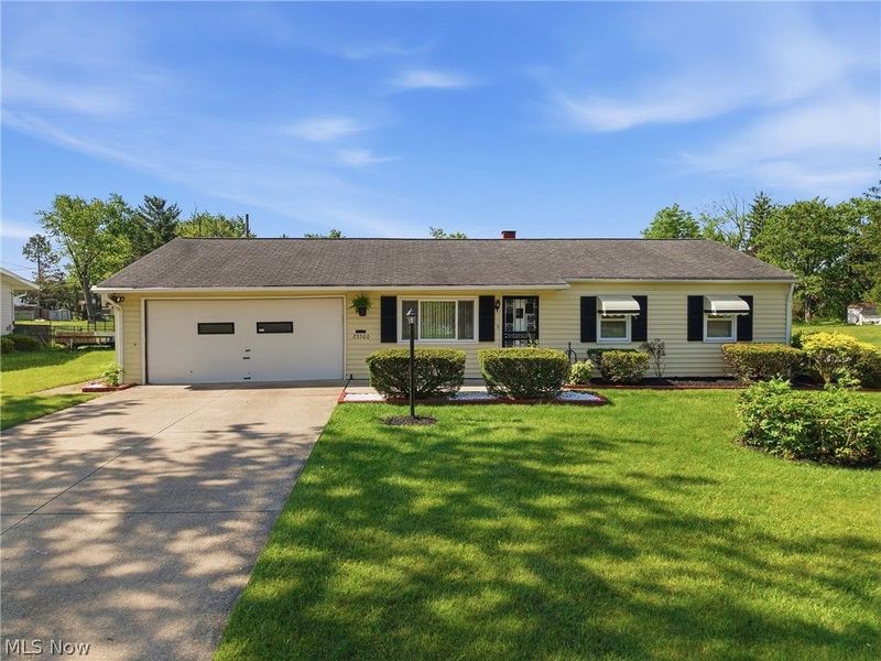 23300 Comstock Road, Bedford Heights, OH 44146 Photo 1
