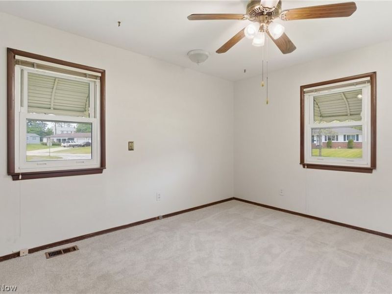 23300 Comstock Road, Bedford Heights, OH 44146 Photo 10