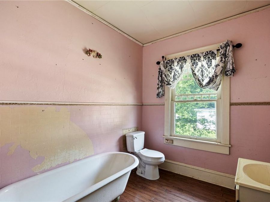 Property Image 29