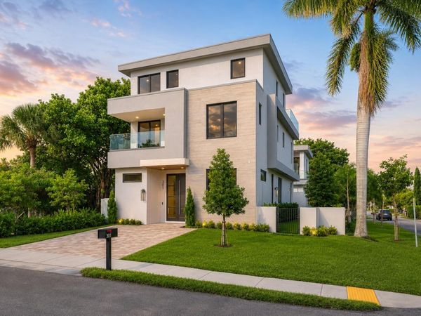 301 NE 7th Avenue, Delray Beach, FL 33483
