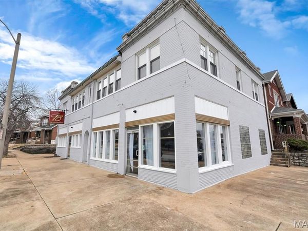 4050 Bamberger Avenue, St Louis, MO 63116