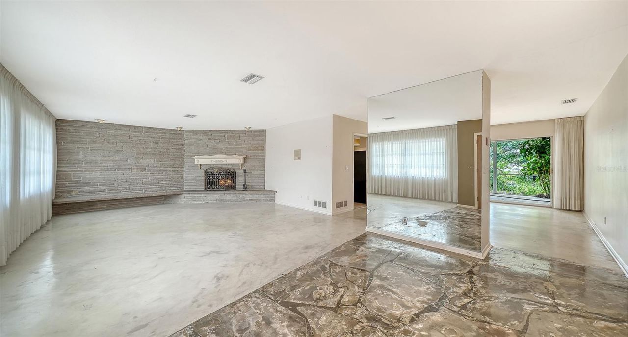 621 Alhambra Road, Venice, FL 34285 Photo