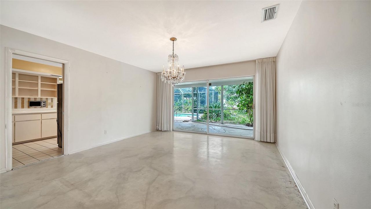 621 Alhambra Road, Venice, FL 34285 Photo