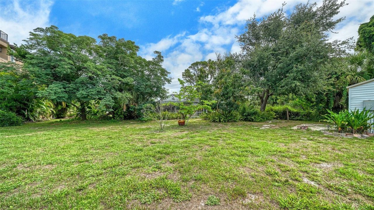 621 Alhambra Road, Venice, FL 34285 Photo