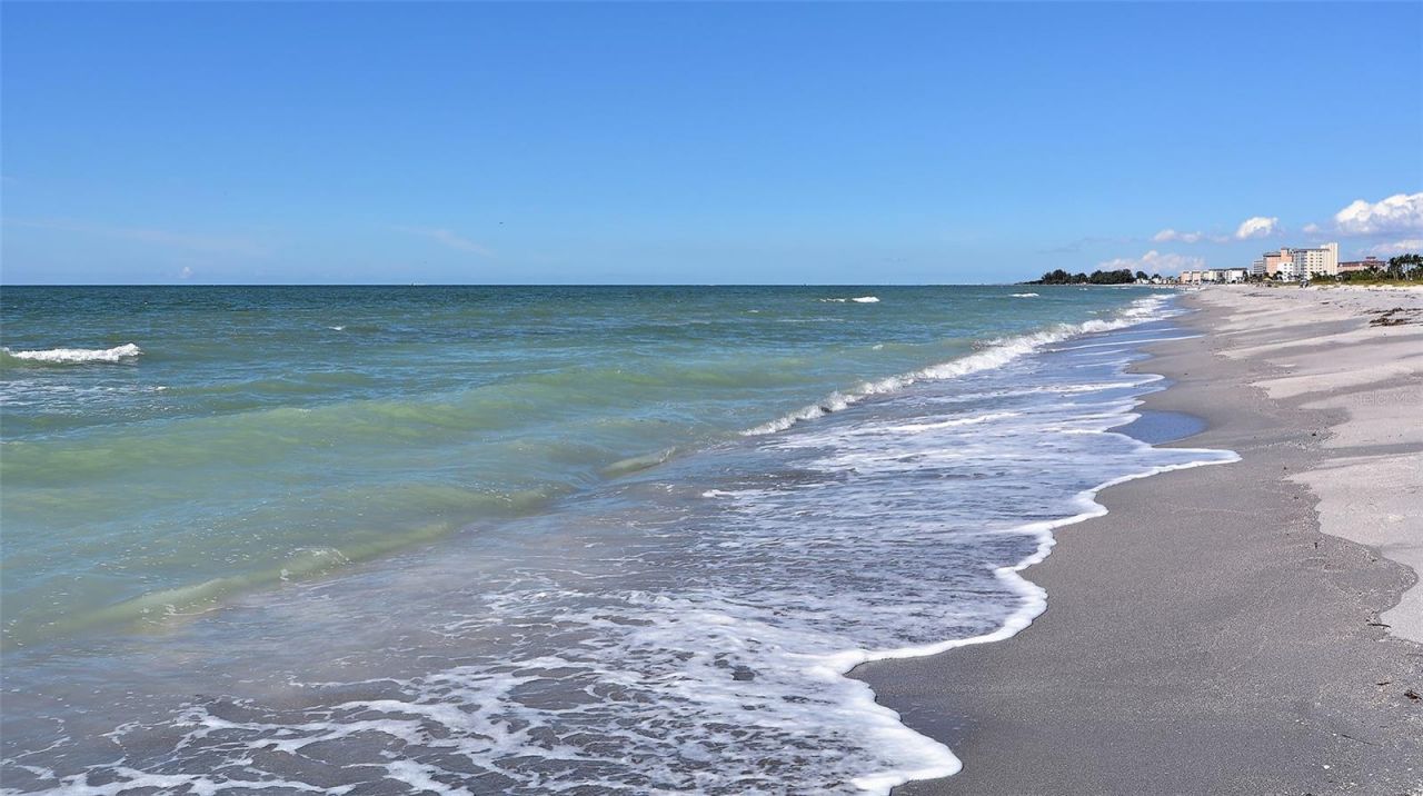 621 Alhambra Road, Venice, FL 34285 Photo