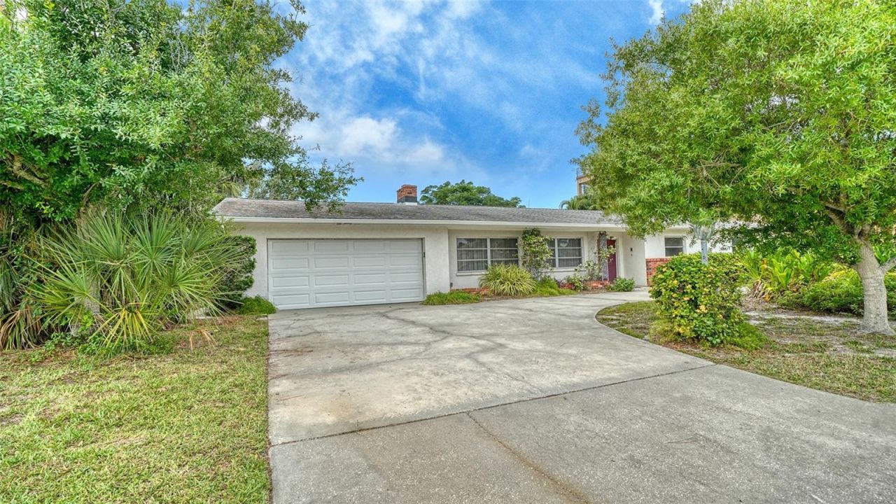 621 Alhambra Road, Venice, FL 34285 Photo