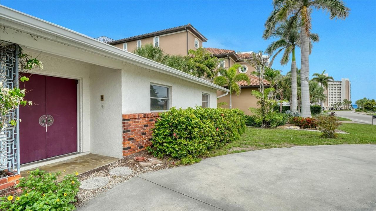621 Alhambra Road, Venice, FL 34285 Photo