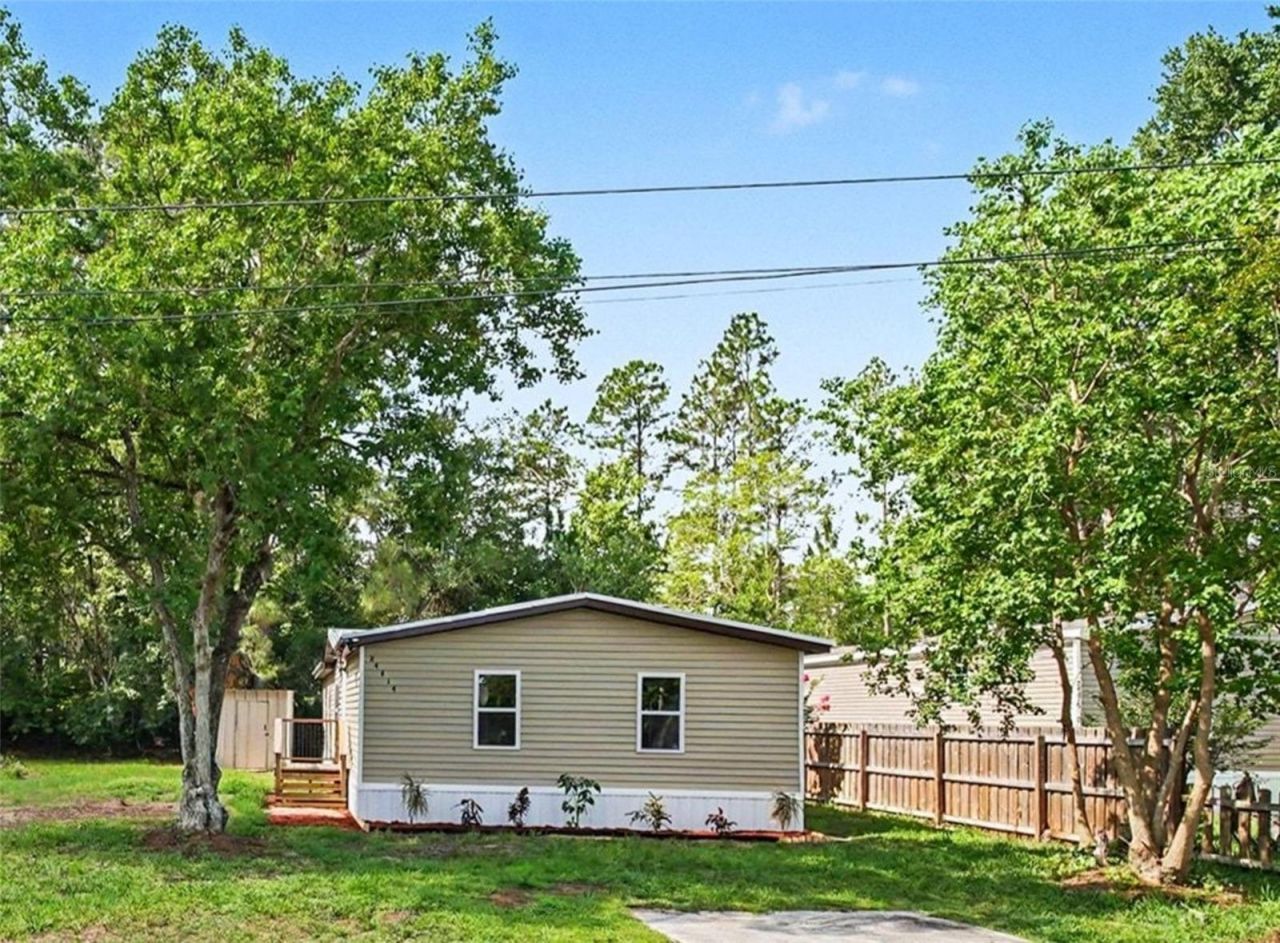 24414 Maxwell Street , Astor, FL 32102 Main Photo