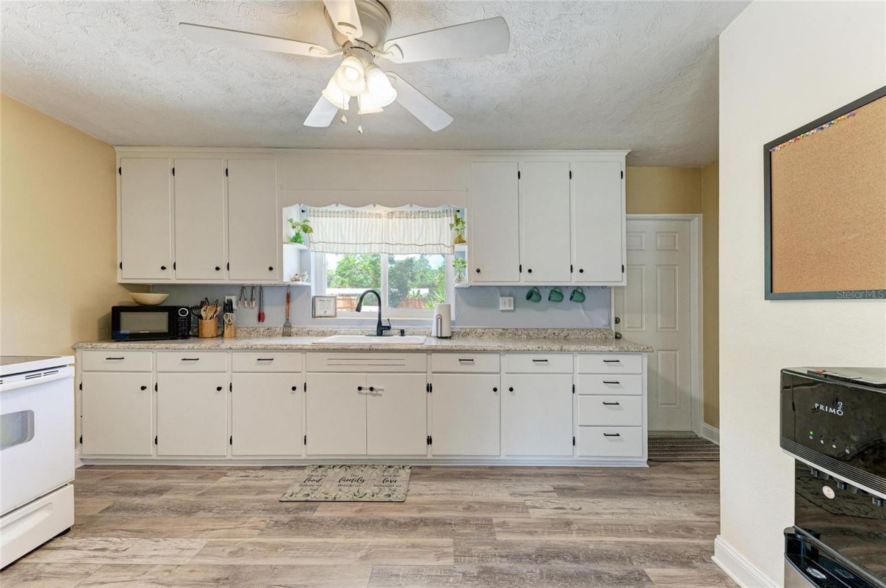 5510 21st Street Court W, Bradenton, FL 34207 Photo