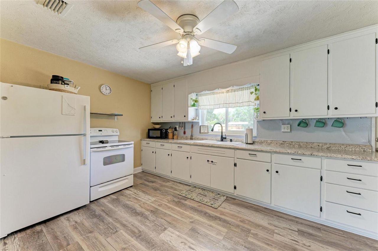 5510 21st Street Court W, Bradenton, FL 34207 Photo