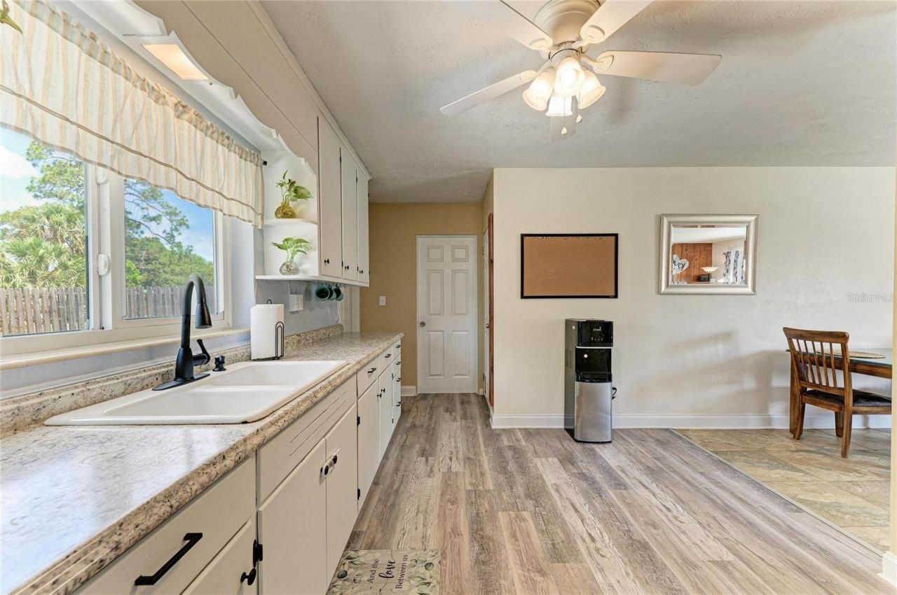 5510 21st Street Court W, Bradenton, FL 34207 Photo