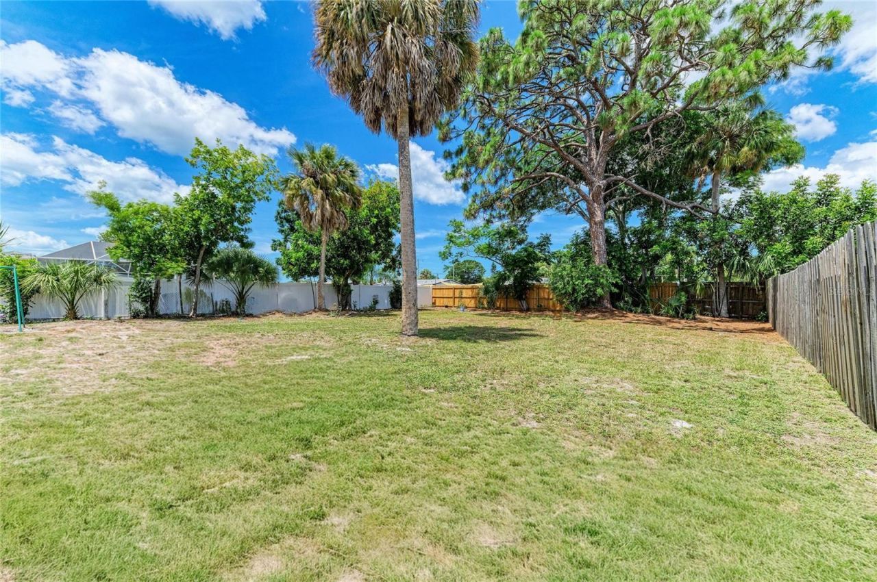 5510 21st Street Court W, Bradenton, FL 34207 Photo