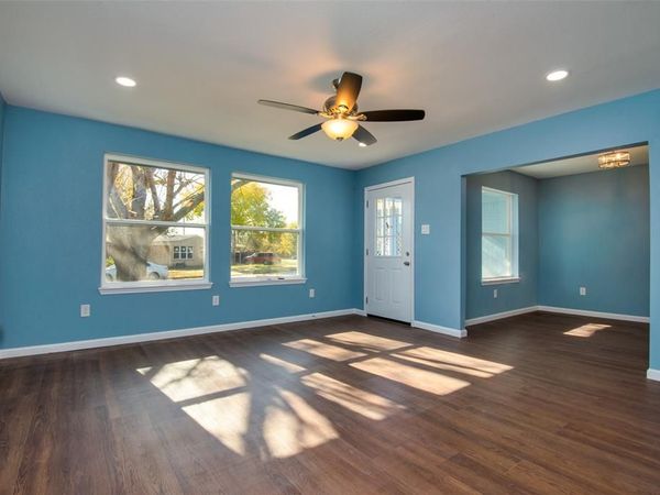 1701 Merrywood Way, Gainesville, TX 76240