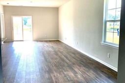 351 Matuskovic Drive photo 4