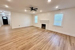 818 Poinsettia Street photo 4