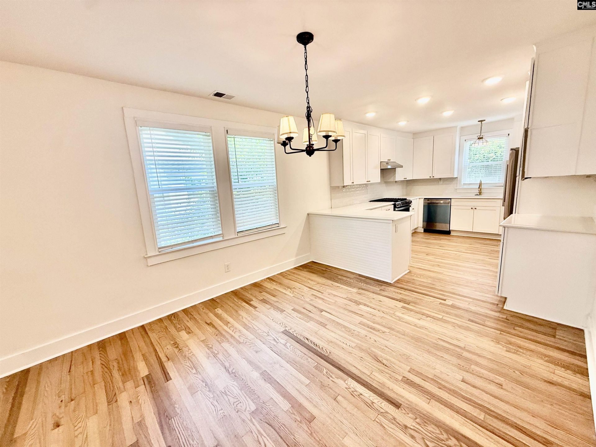 818 Poinsettia Street Photo 4