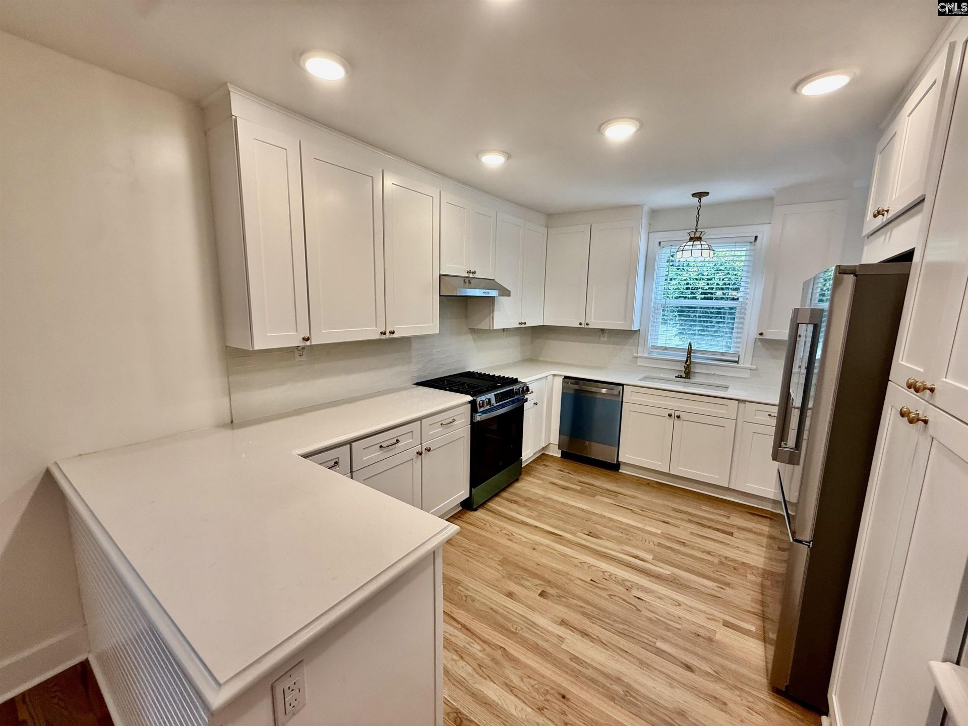 818 Poinsettia Street Photo 6