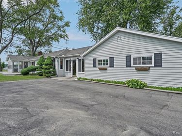 4901 Pointe Tremble Road, Algonac, MI 48001