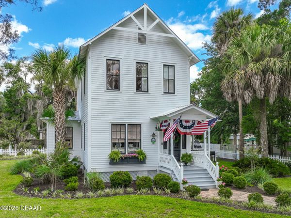 220 S 4th Street, Palatka, FL 32177