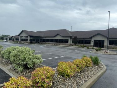 1115 Parkway Avenue Avenue, Unit 100-300, Elkhart, IN 46516