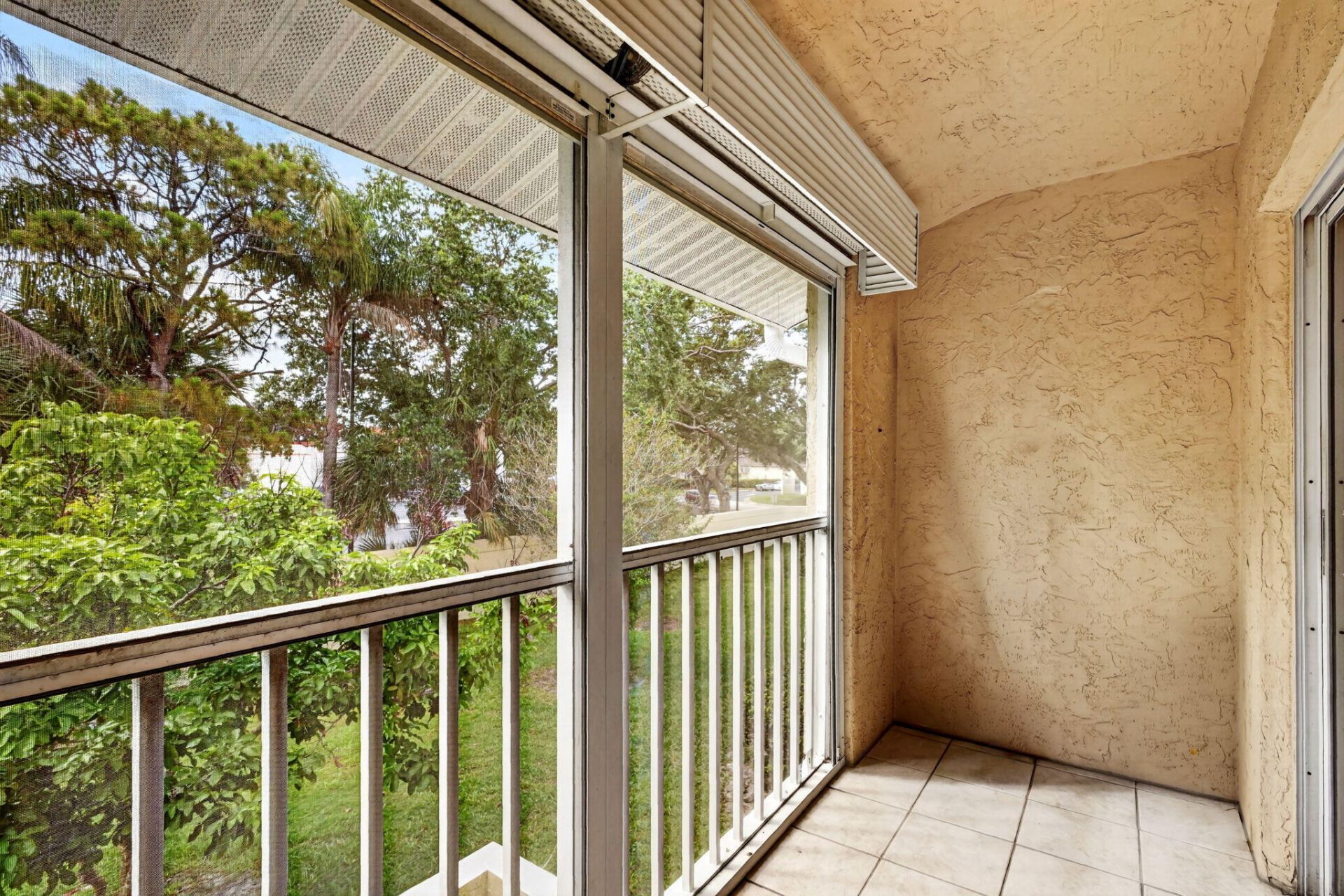 1548 SE Royal Green Circle, Unit 206, Port Saint Lucie, FL 34952 Photo