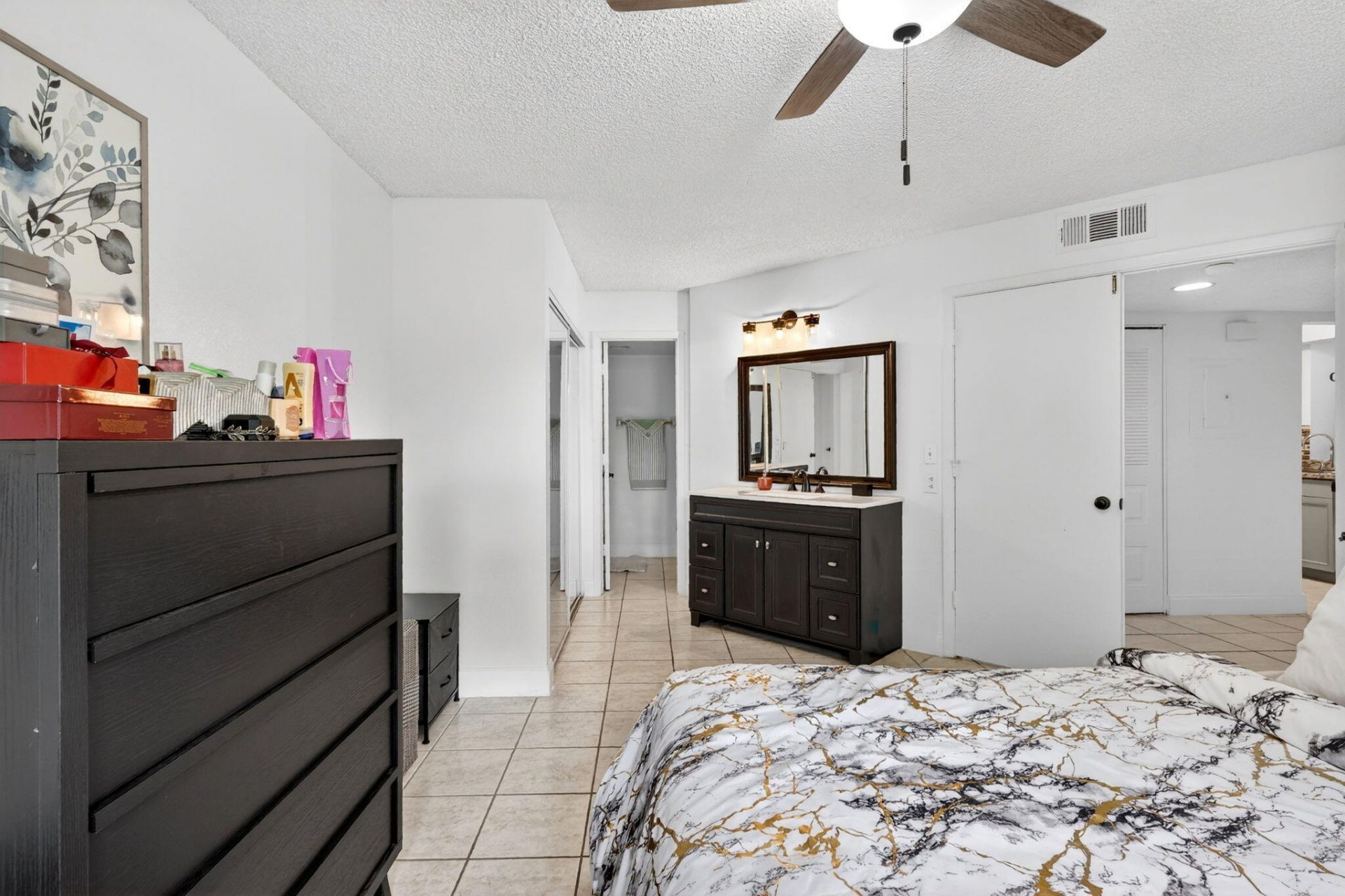 1548 SE Royal Green Circle, Unit 206, Port Saint Lucie, FL 34952 Photo