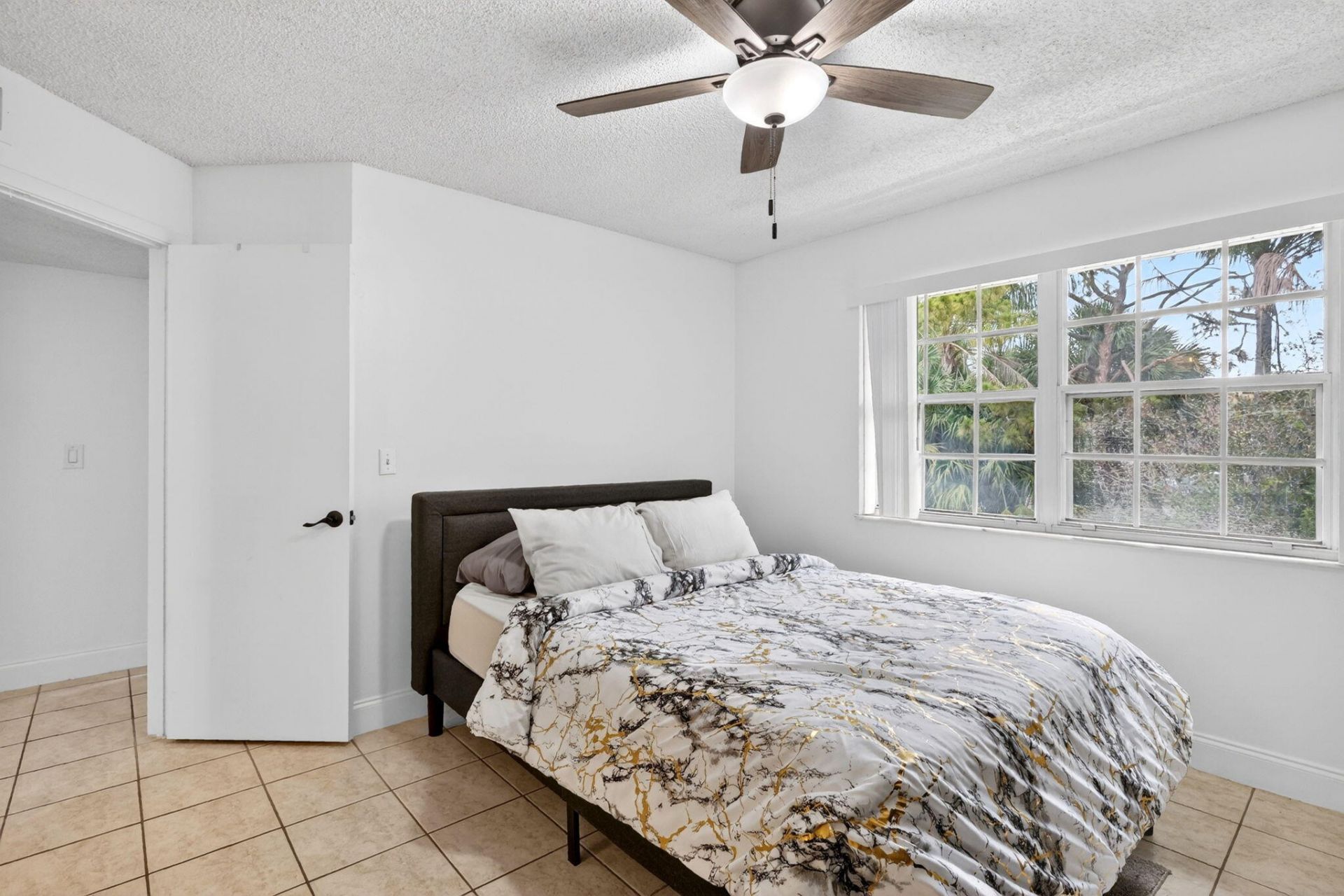 1548 SE Royal Green Circle, Unit 206, Port Saint Lucie, FL 34952 Photo