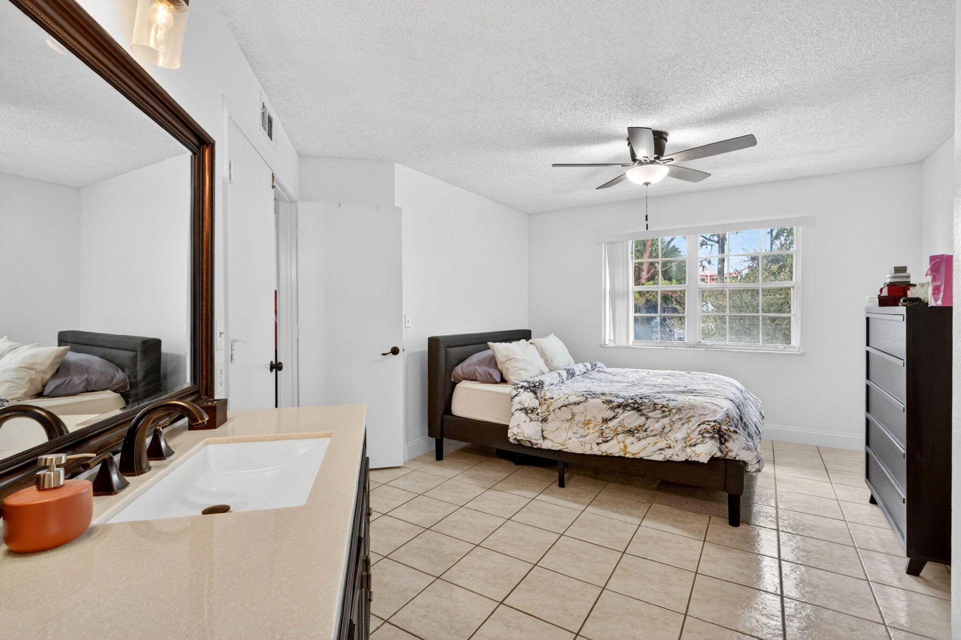 1548 SE Royal Green Circle, Unit 206, Port Saint Lucie, FL 34952 Photo