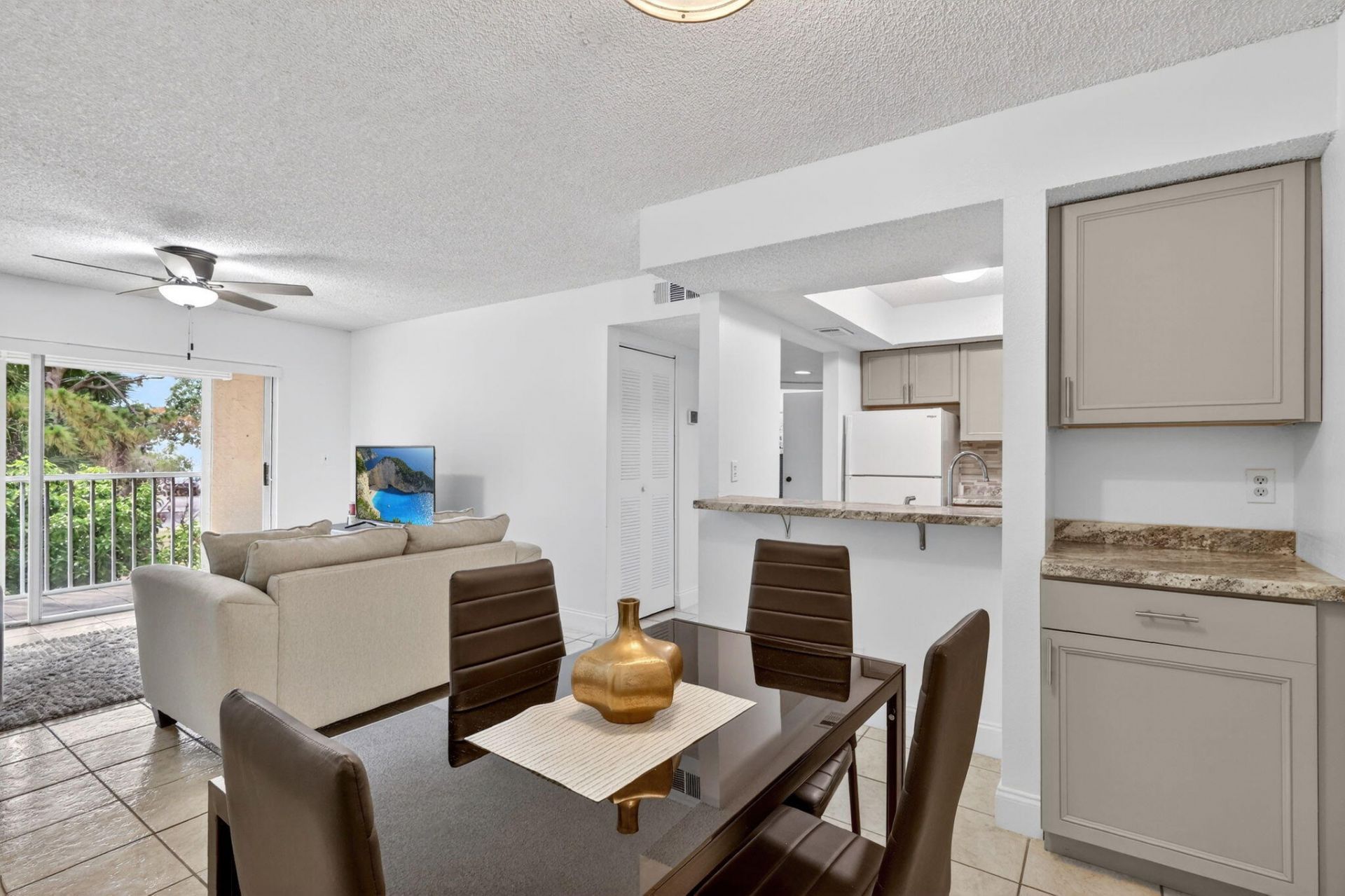 1548 SE Royal Green Circle, Unit 206, Port Saint Lucie, FL 34952 Photo