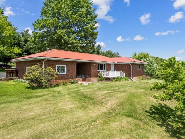 614 Rich Hill Rd , Leechburg, PA 15656