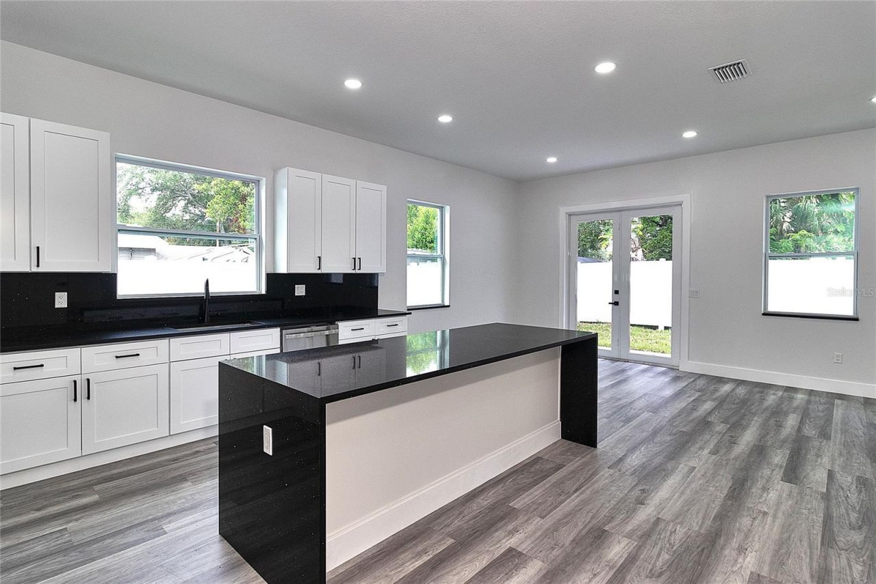6251 148 Avenue N, Clearwater, FL 33760 Photo