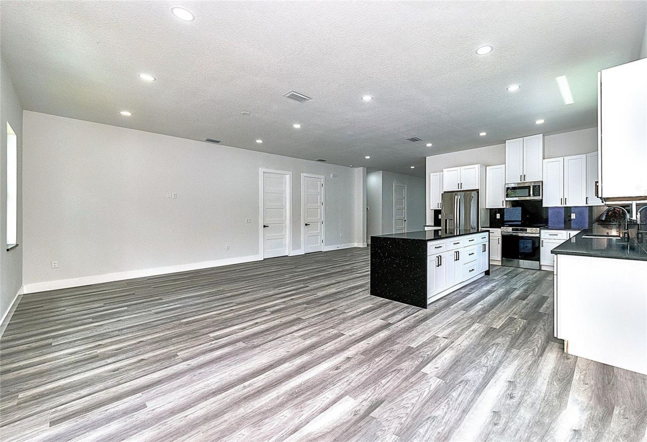 6251 148 Avenue N, Clearwater, FL 33760 Photo